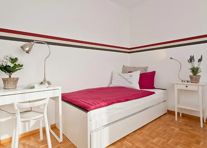 Large Suite-14 By Interhome Apartament