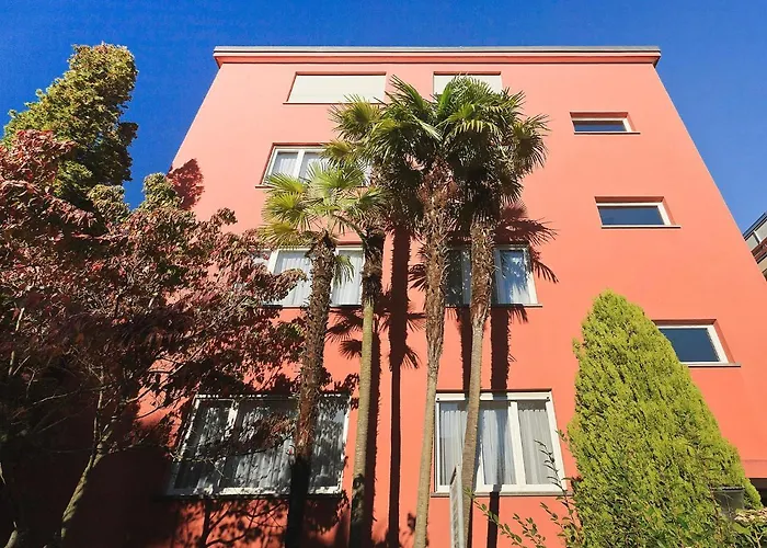 Large Suite-14 By Interhome Ασκόνα